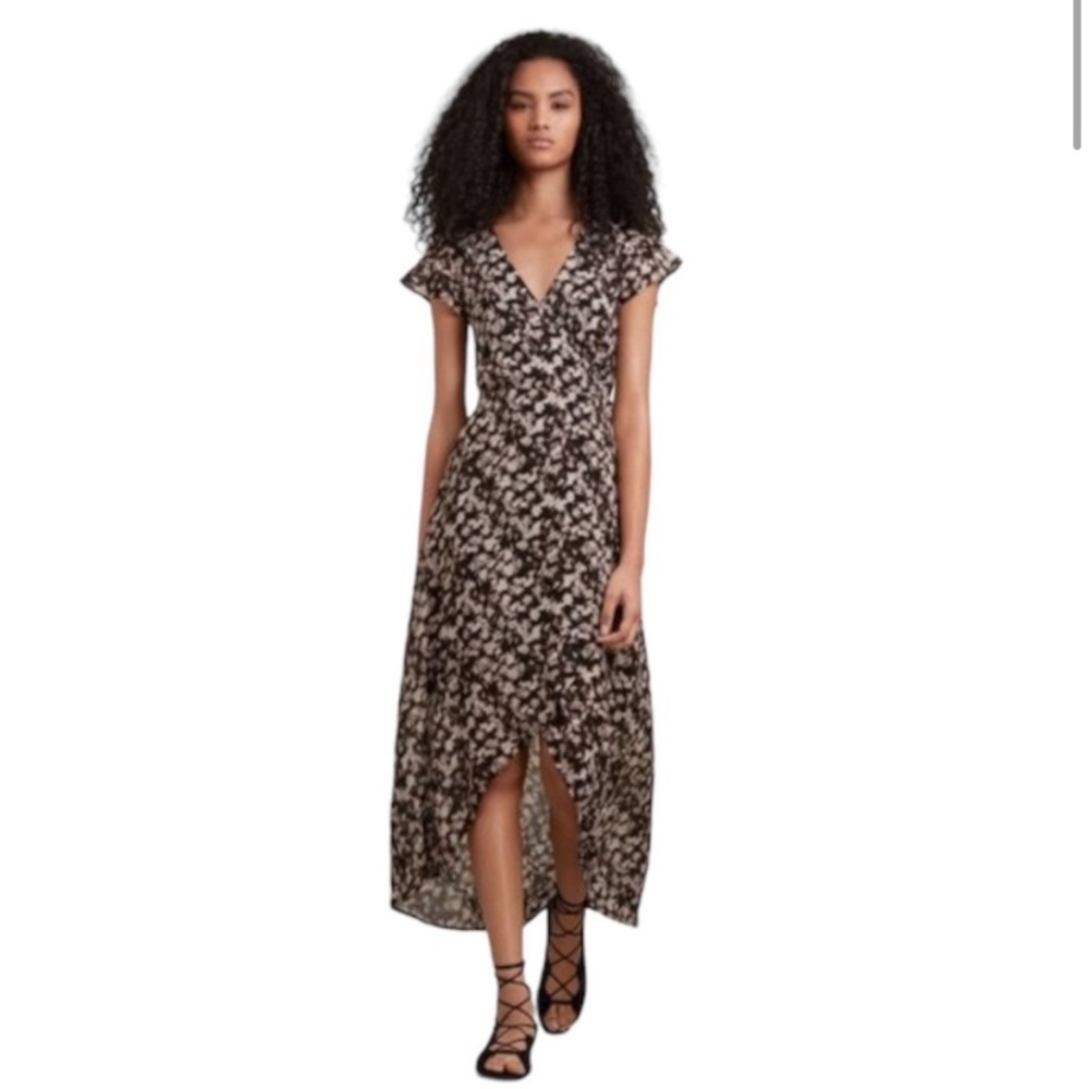 Aritzia Dress (Size 4)
